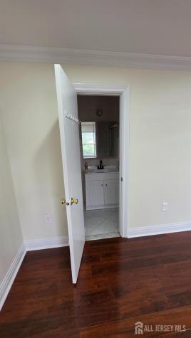 9 Fern Court Sayreville NJ 08872