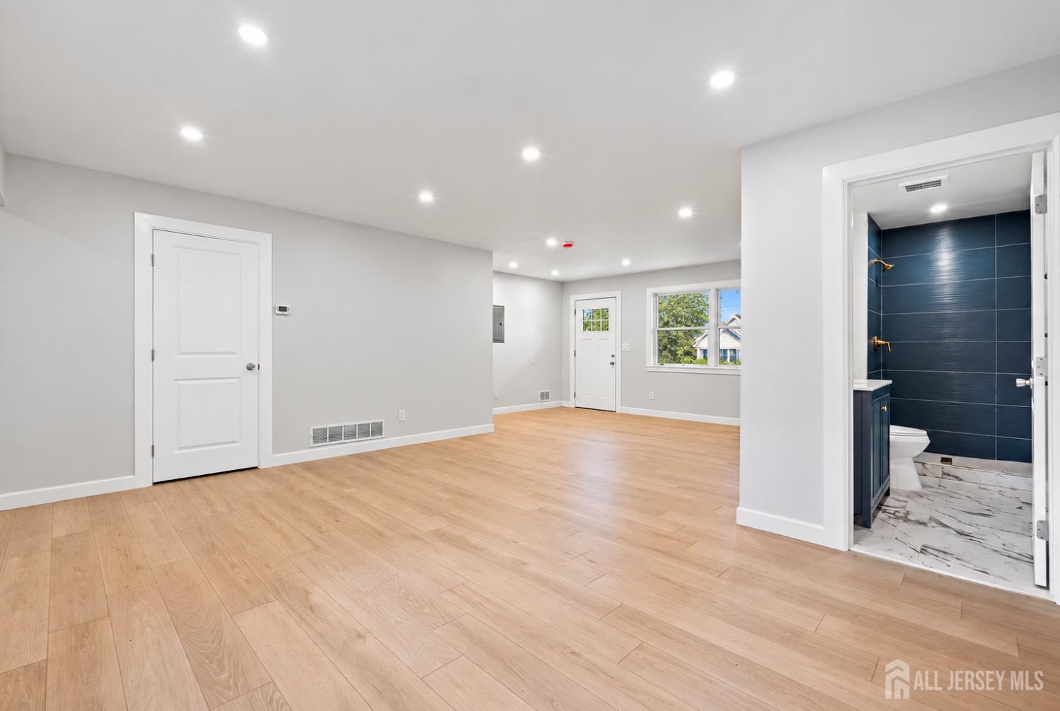8 James Street New Brunswick NJ 08901
