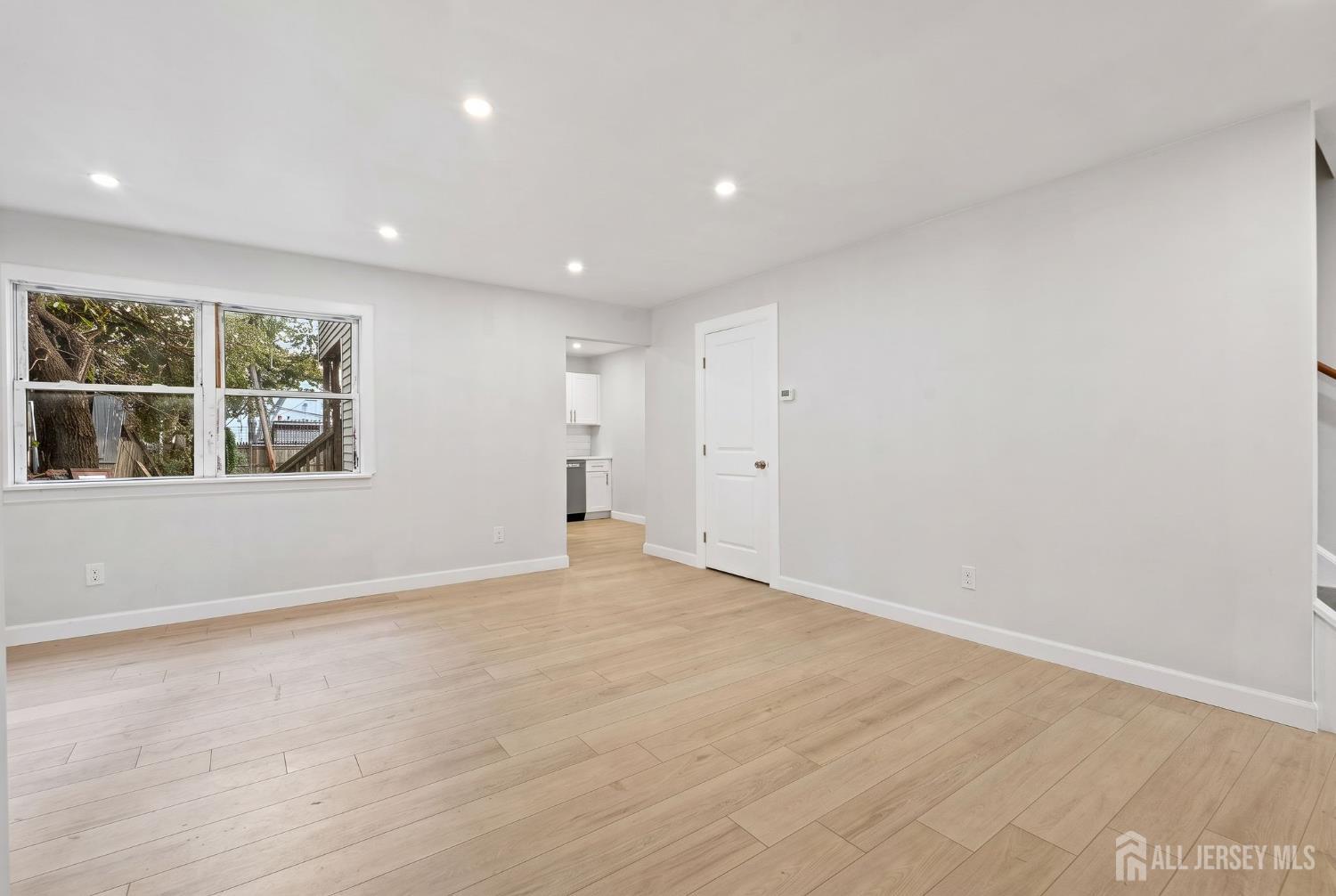 8 James Street New Brunswick NJ 08901