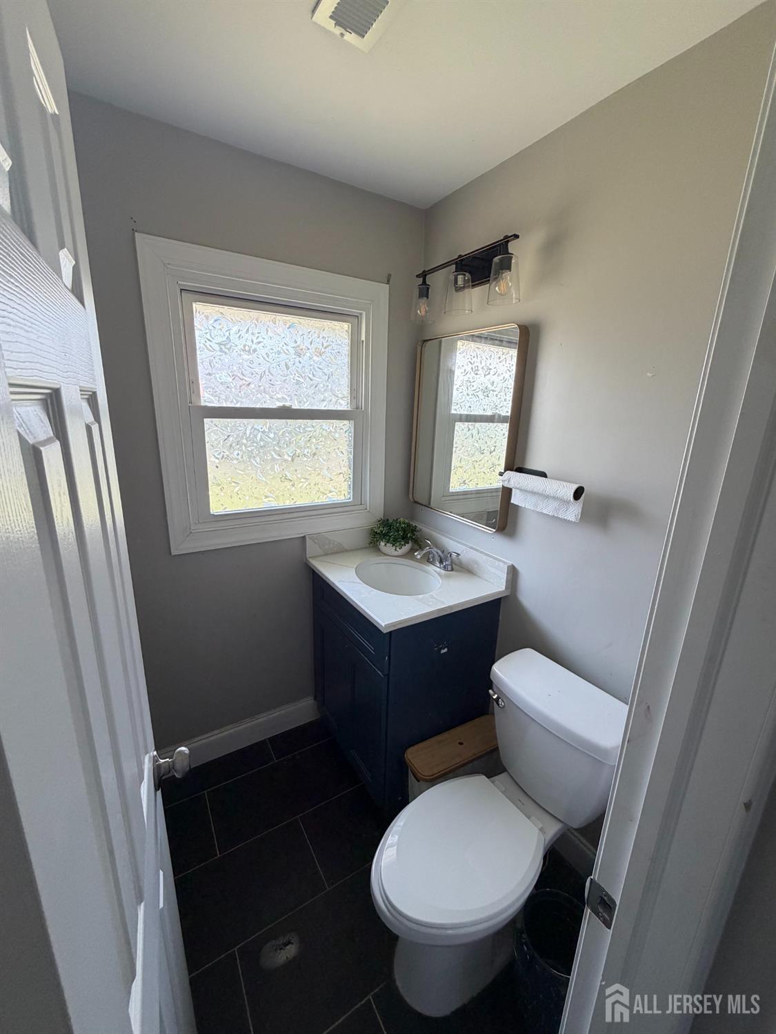 5 Barker Lane Burlington Twp NJ 08046