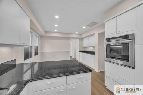 11 Midsummer Drive Old Bridge NJ 08857