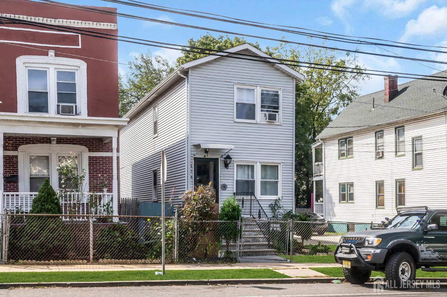 174 Suydam Street New Brunswick NJ 08901