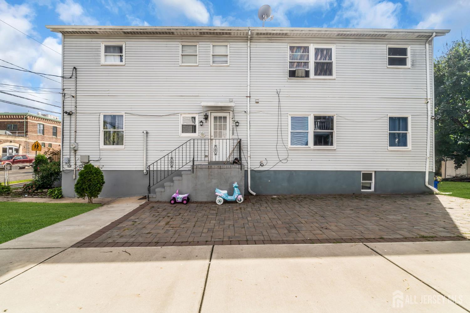 174 Suydam Street New Brunswick NJ 08901