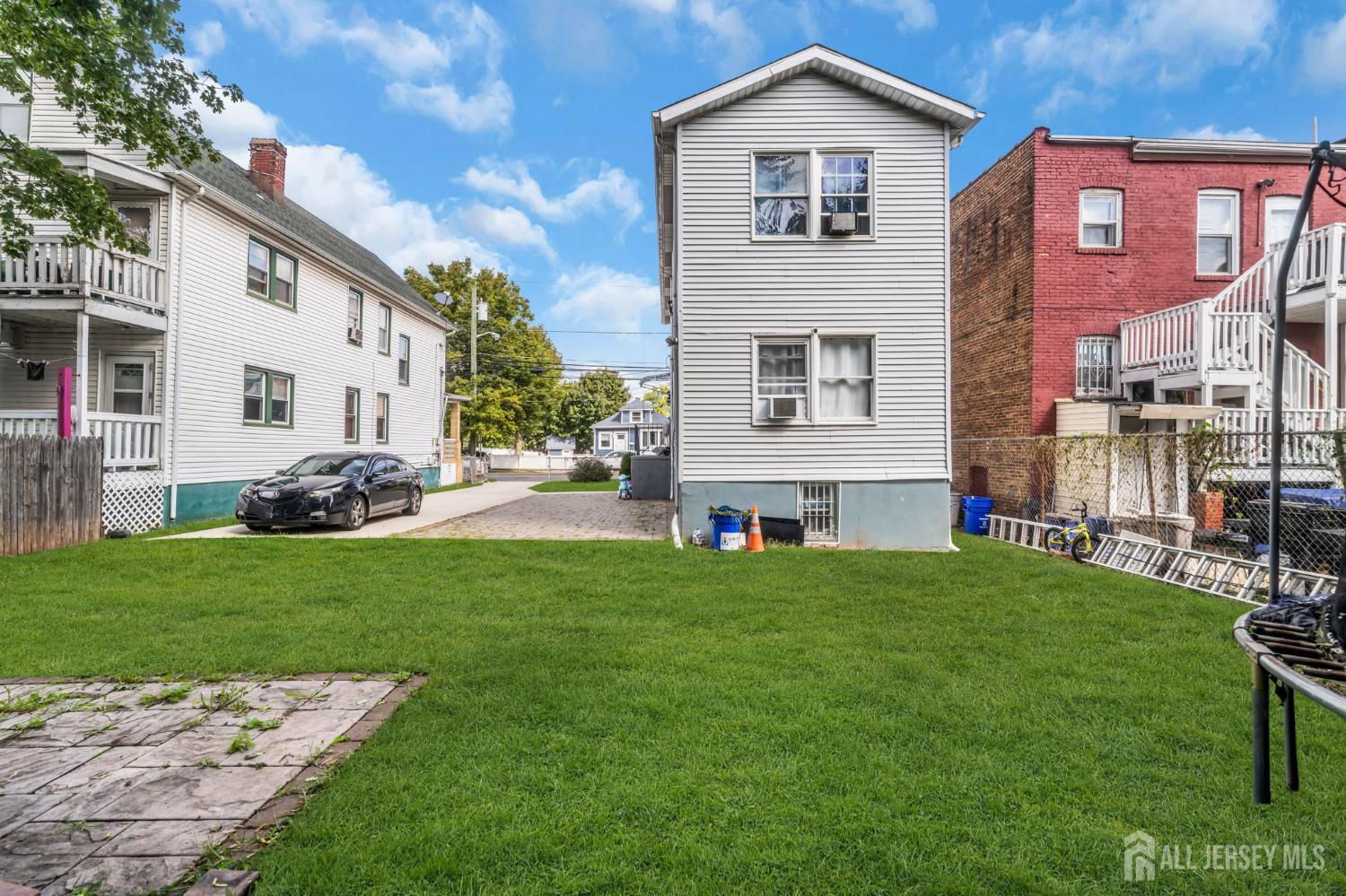 174 Suydam Street New Brunswick NJ 08901