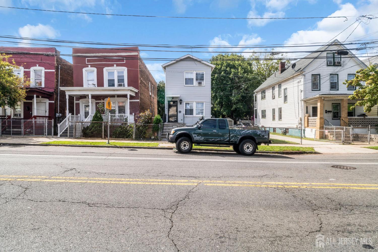 174 Suydam Street New Brunswick NJ 08901