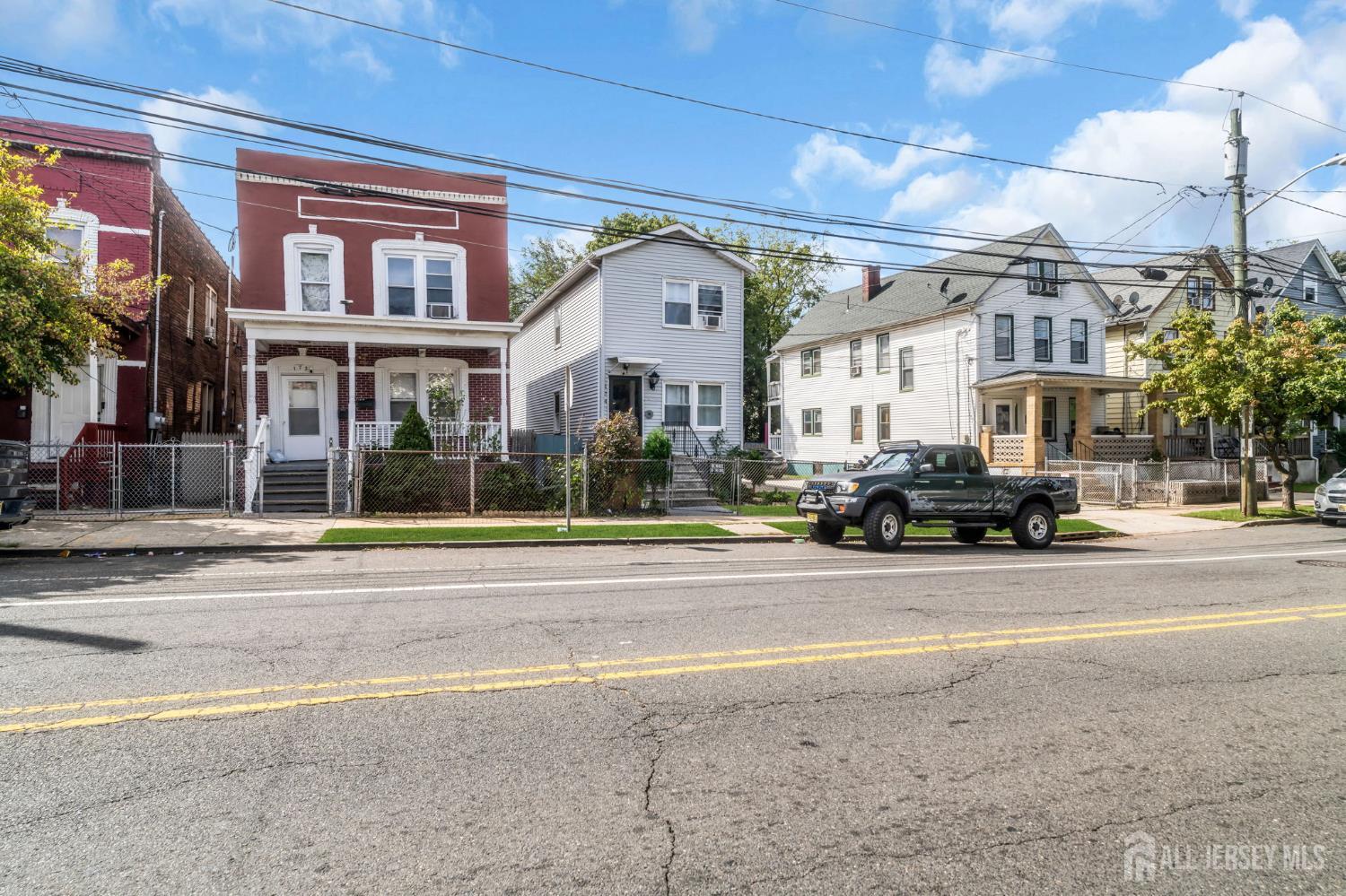 174 Suydam Street New Brunswick NJ 08901