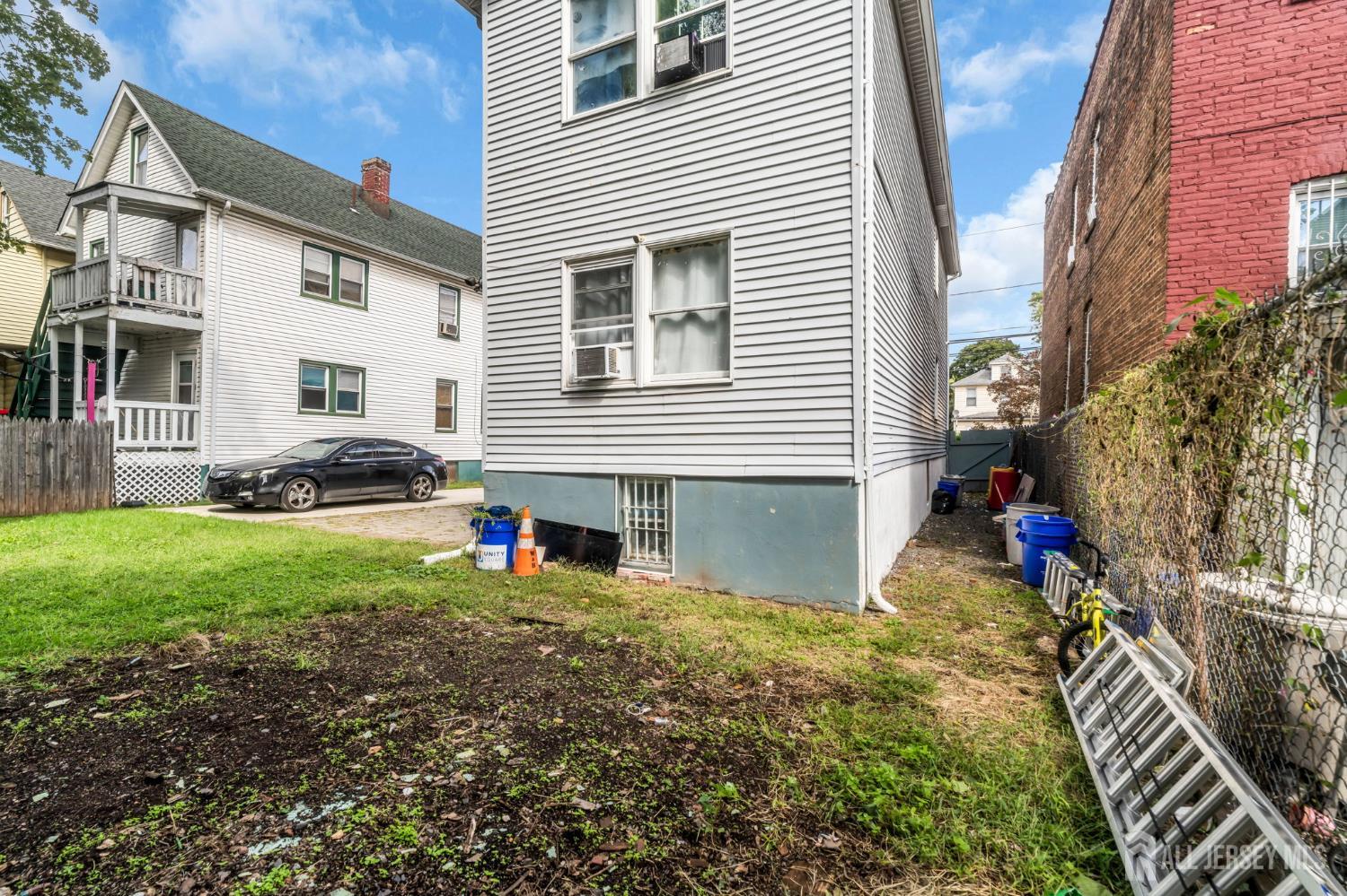 174 Suydam Street New Brunswick NJ 08901