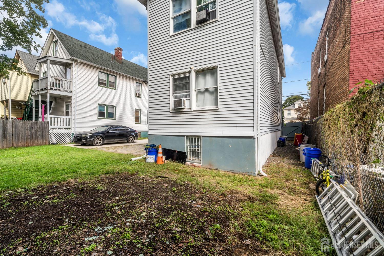 174 Suydam Street New Brunswick NJ 08901