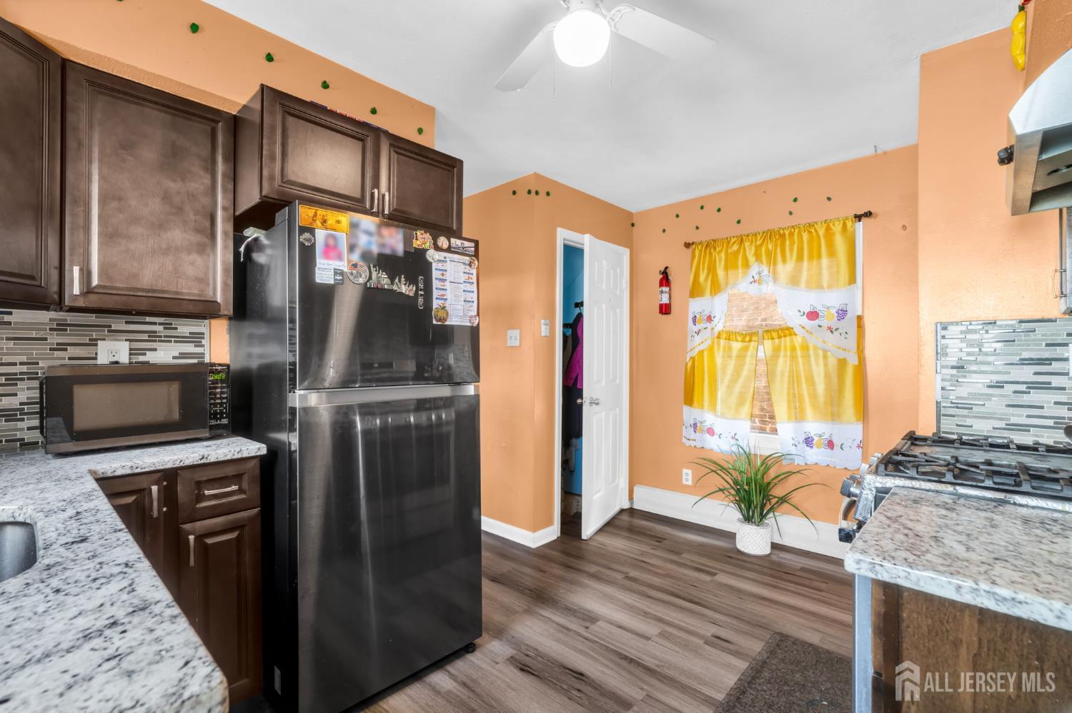 174 Suydam Street New Brunswick NJ 08901