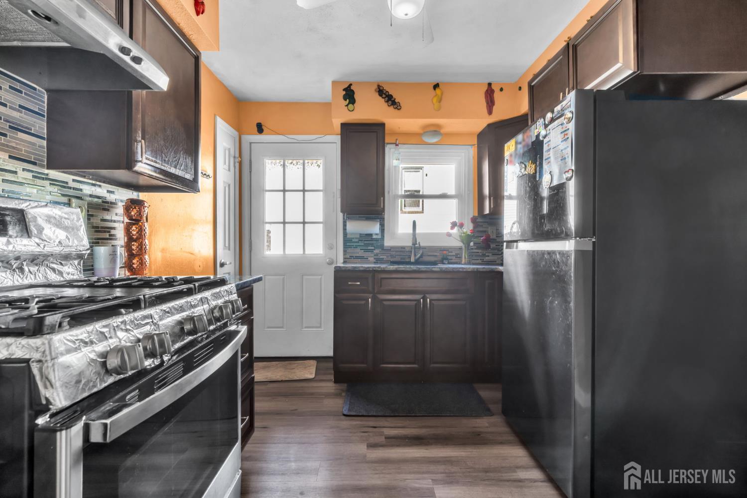 174 Suydam Street New Brunswick NJ 08901