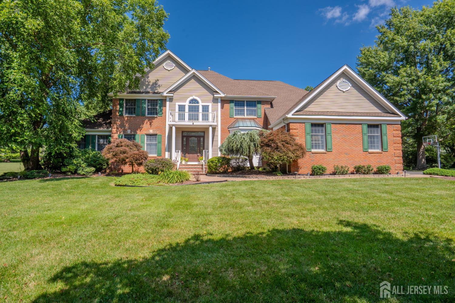 8 Marian Drive West Windsor NJ 08550