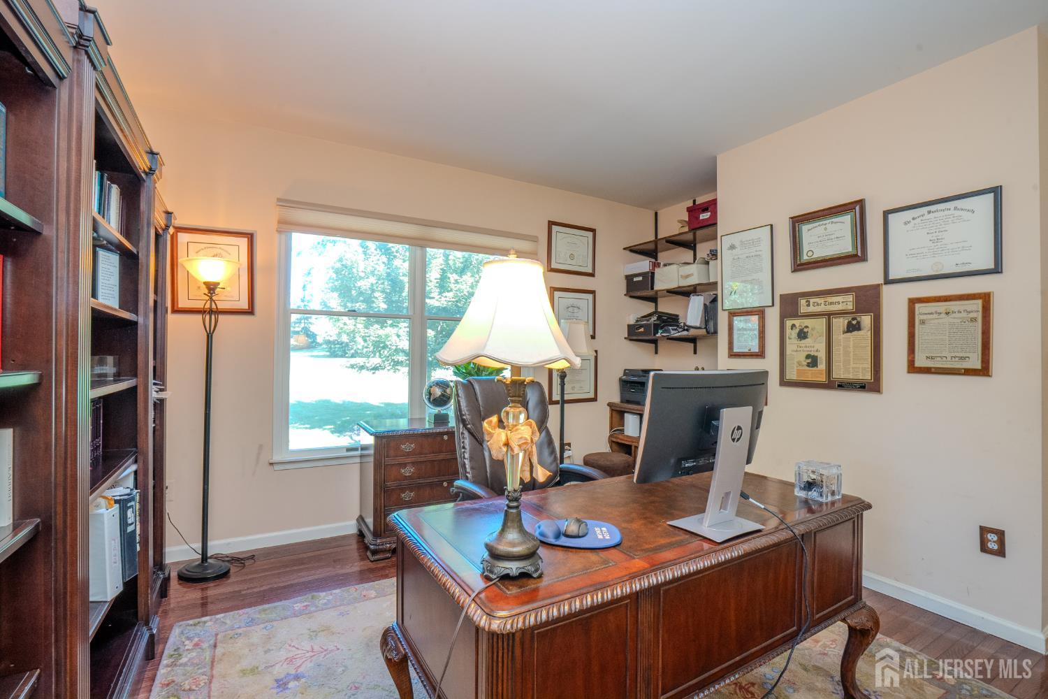 8 Marian Drive West Windsor NJ 08550