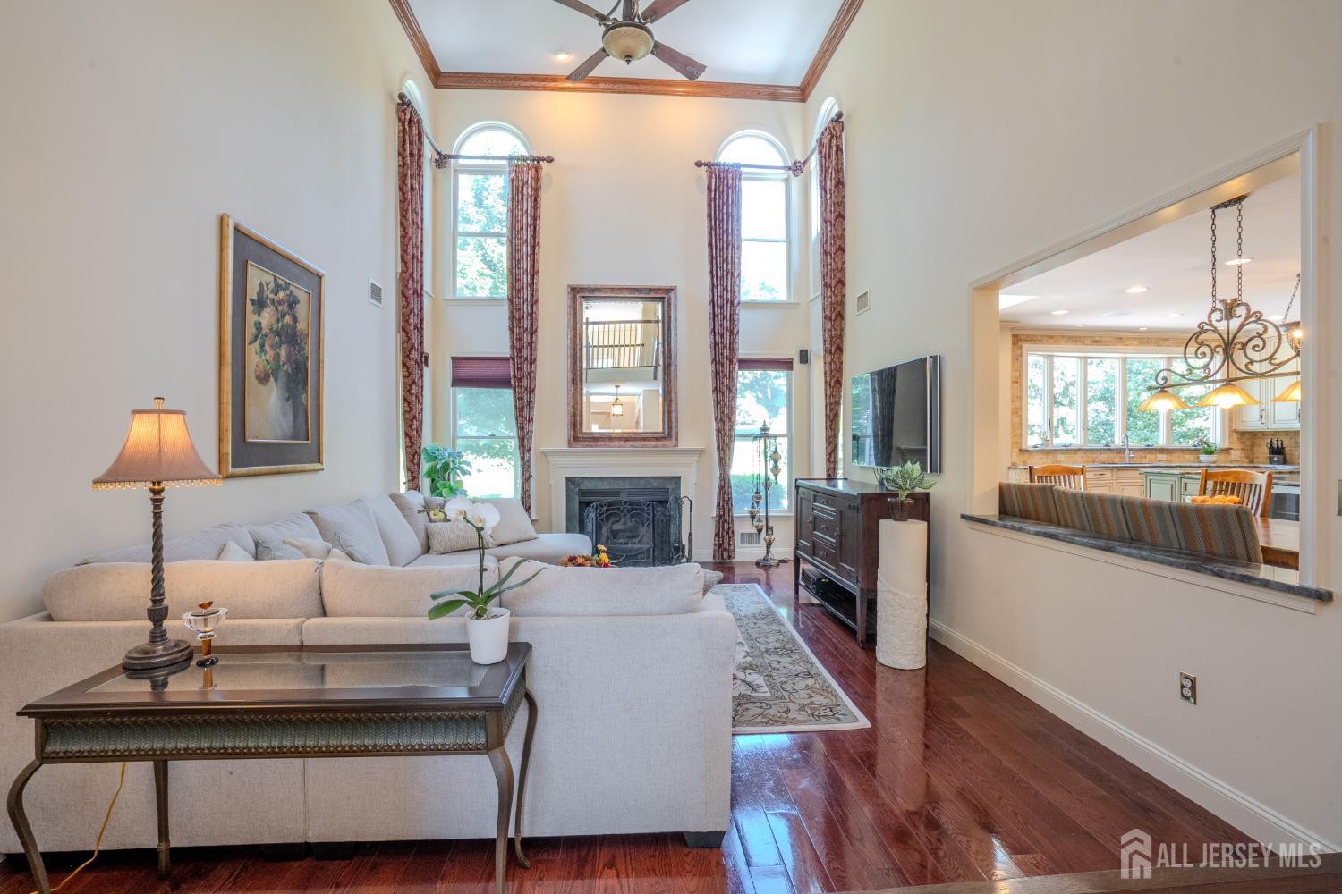 8 Marian Drive West Windsor NJ 08550