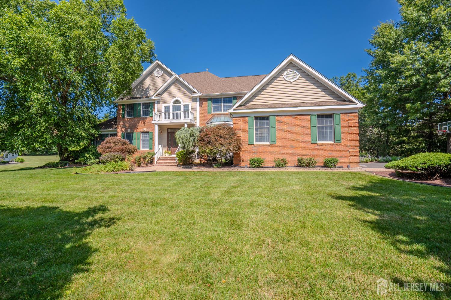 8 Marian Drive West Windsor NJ 08550
