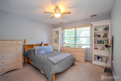 8 Marian Drive West Windsor NJ 08550