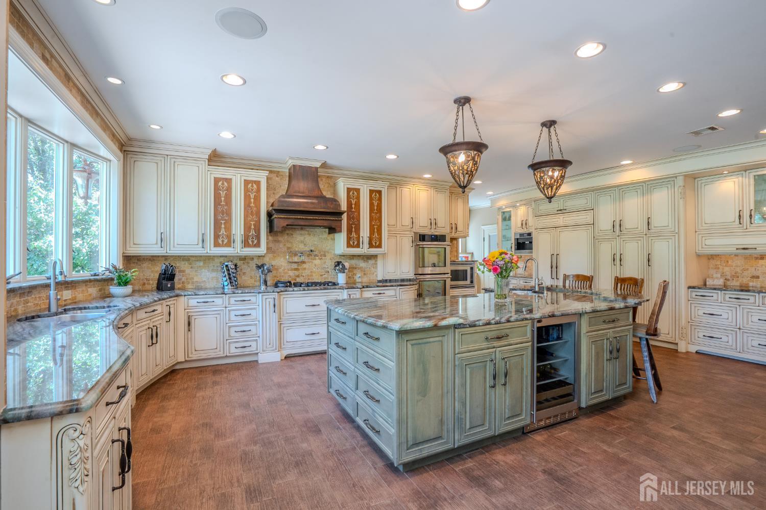 8 Marian Drive West Windsor NJ 08550