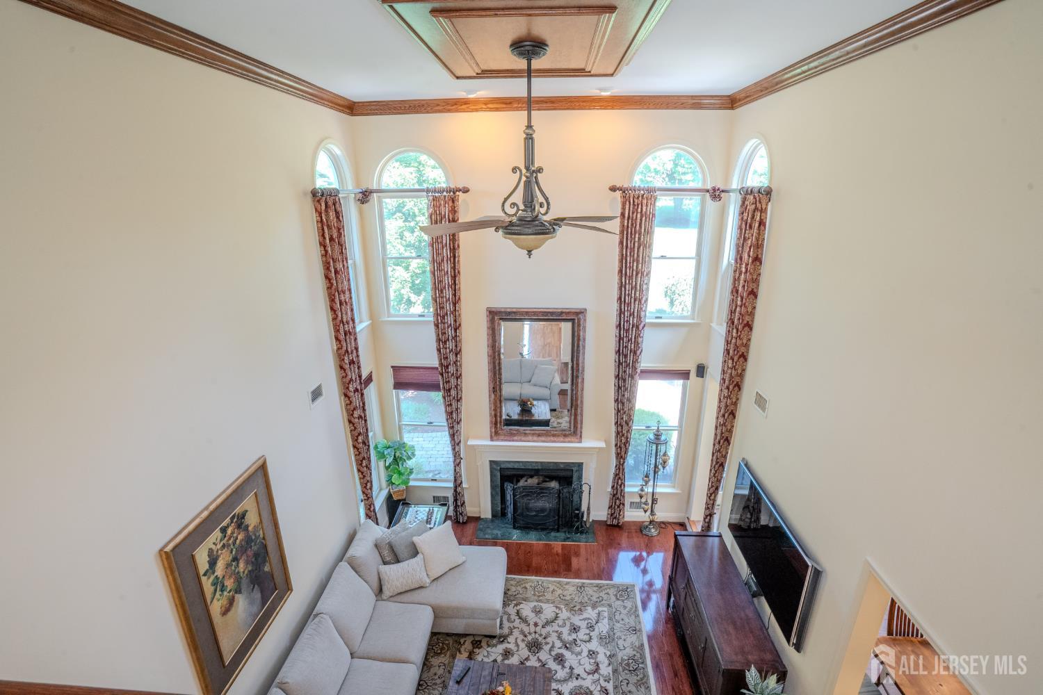 8 Marian Drive West Windsor NJ 08550