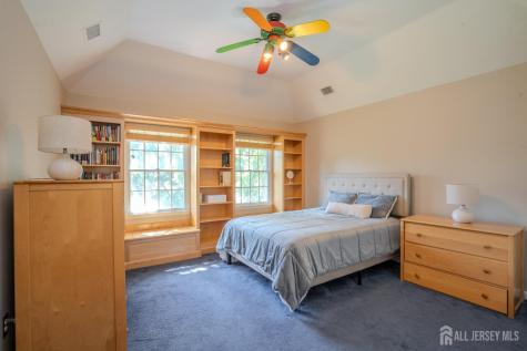 8 Marian Drive West Windsor NJ 08550