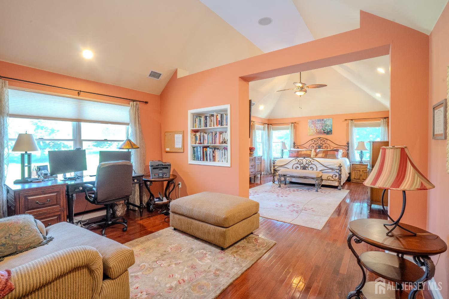 8 Marian Drive West Windsor NJ 08550