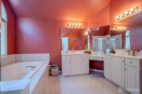 8 Marian Drive West Windsor NJ 08550