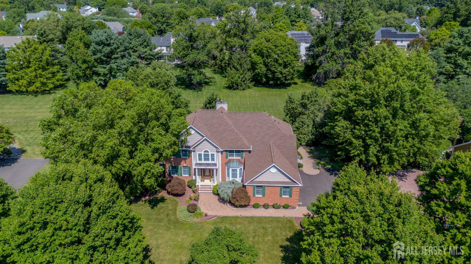 8 Marian Drive West Windsor NJ 08550