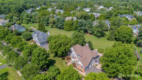 8 Marian Drive West Windsor NJ 08550