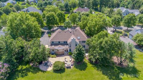 8 Marian Drive West Windsor NJ 08550