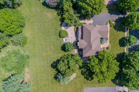 8 Marian Drive West Windsor NJ 08550