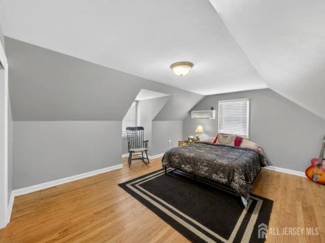 89 Leo Street Edison NJ 08817