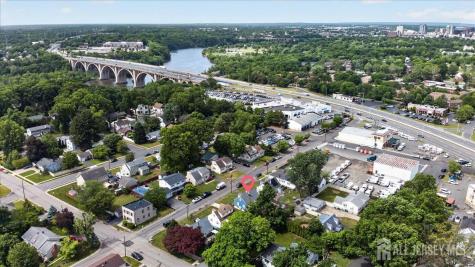 89 Leo Street Edison NJ 08817
