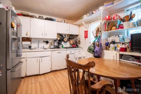 22 Agate Road East Brunswick NJ 08816