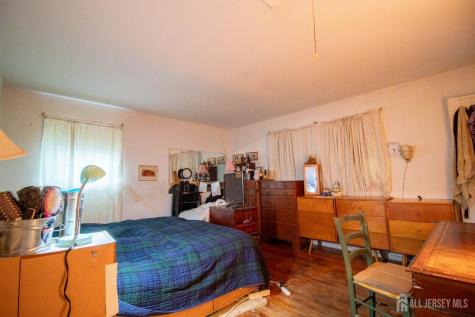 22 Agate Road East Brunswick NJ 08816