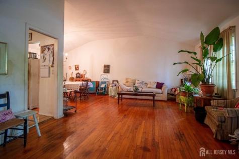 22 Agate Road East Brunswick NJ 08816