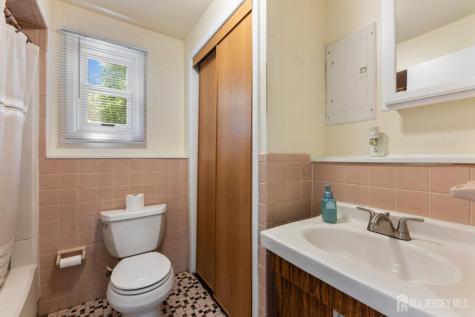 30 Oxford Road East Brunswick NJ 08816