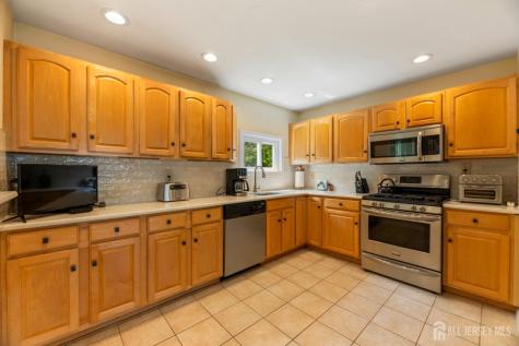 30 Oxford Road East Brunswick NJ 08816