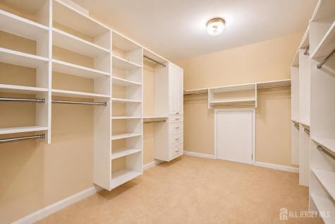 54 Crestwood Street Piscataway NJ 08854