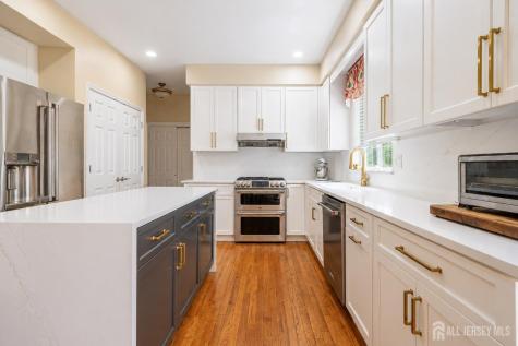 54 Crestwood Street Piscataway NJ 08854