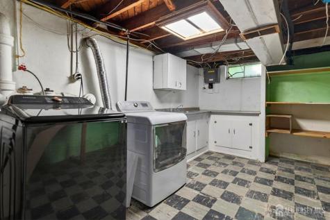 40 Windsor Drive East Brunswick NJ 08816