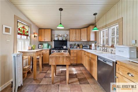 92 Halsey Reed Road Cranbury NJ 08512