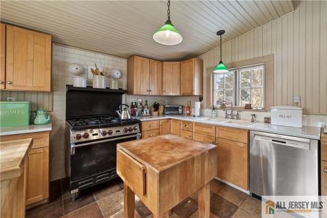 92 Halsey Reed Road Cranbury NJ 08512