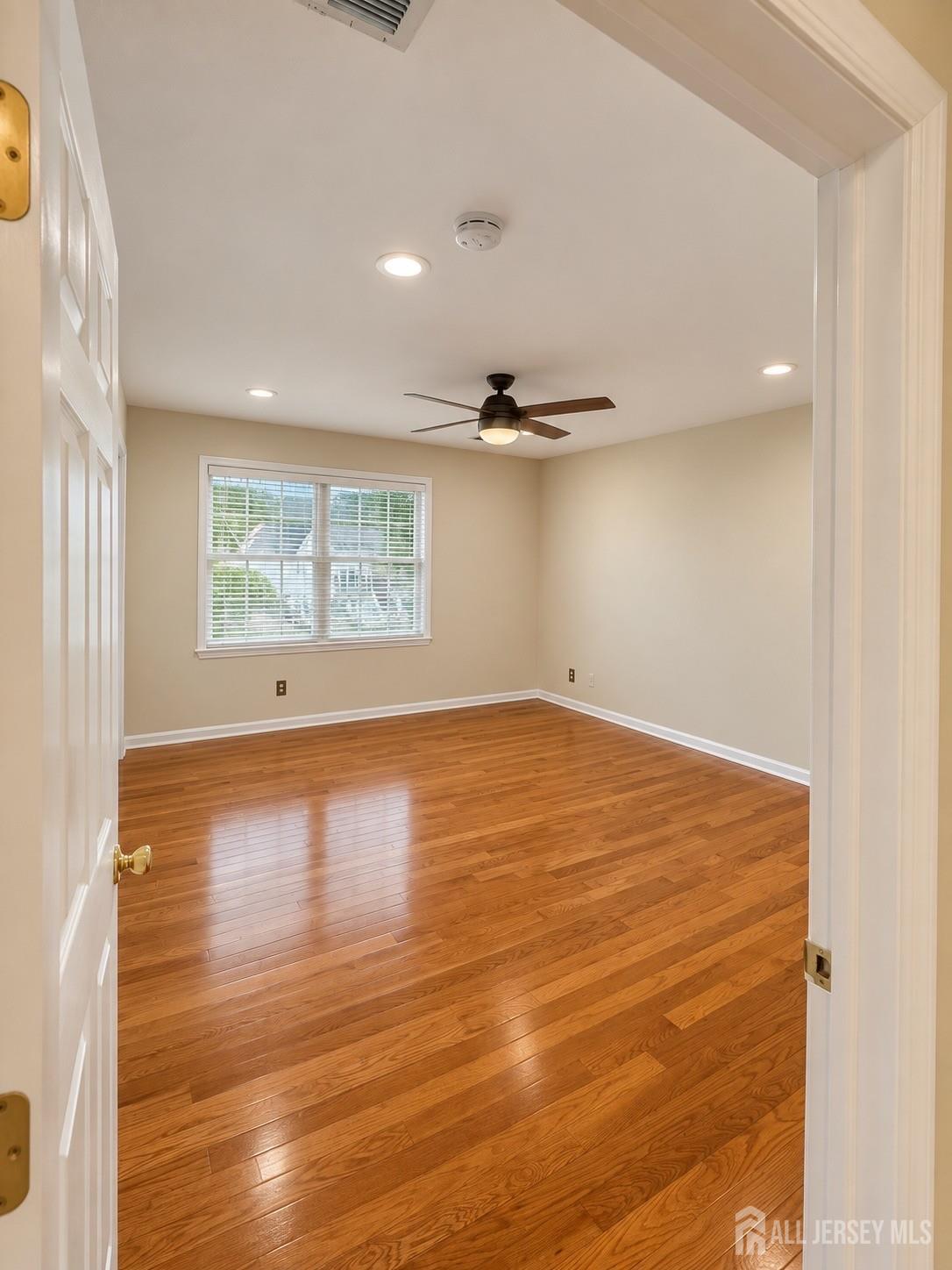 26 Rutgers Avenue Colonia NJ 07067