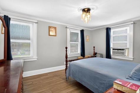 722 Livingston Avenue North Brunswick NJ 08902