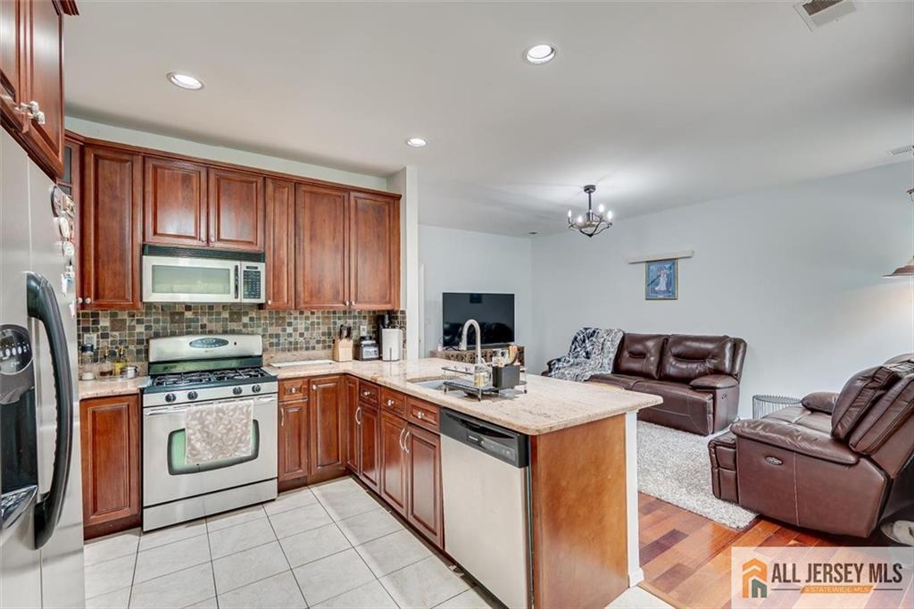 7 Stanford Drive South Brunswick NJ 08824