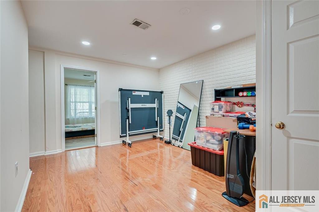 7 Stanford Drive South Brunswick NJ 08824