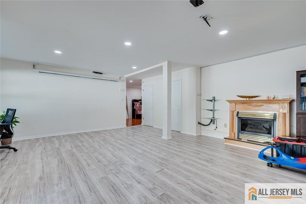 7 Stanford Drive South Brunswick NJ 08824