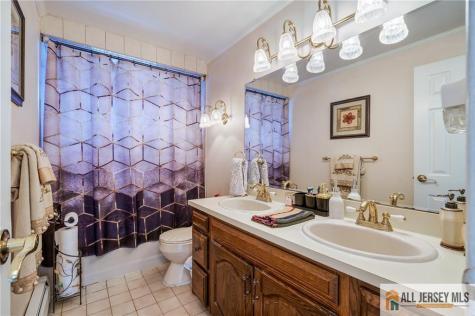 18 Kilmer Drive Colonia NJ 07067