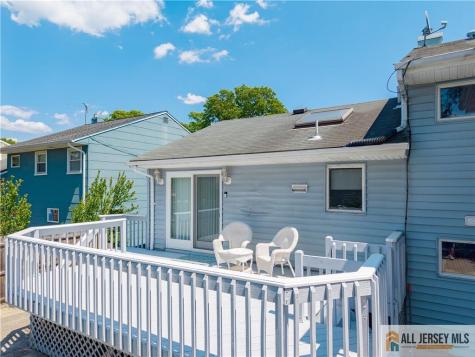 18 Kilmer Drive Colonia NJ 07067