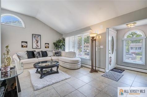 18 Kilmer Drive Colonia NJ 07067