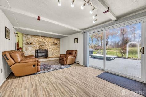 33 Mary Ellen Drive Edison NJ 08820