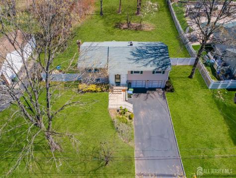 33 Mary Ellen Drive Edison NJ 08820